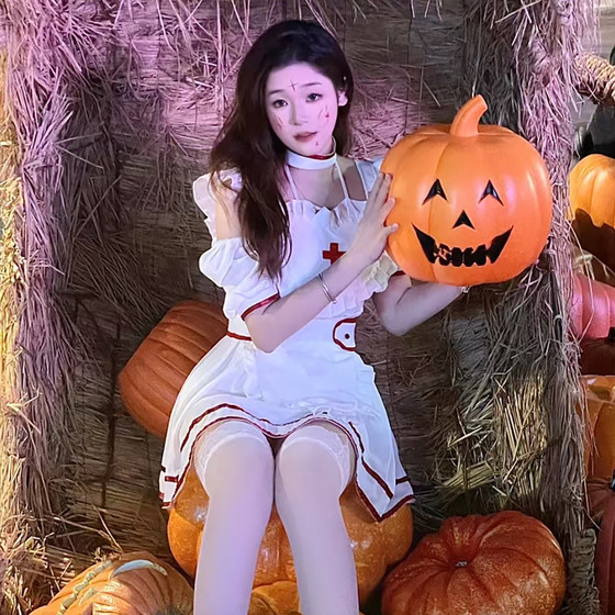 Halloween cosplay costumes for women nurses costumes role-playing women's clothing adult clothes daily wearable clothing
Halloween cosplay costumes for women nurses costumes role-playing women's clothing adult clothes daily wearable clothing
