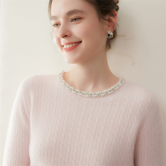 Heavy high-end style beaded cashmere sweater for women round neck jacquard long-sleeved knitted sweater loose temperament wool base
Heavy high-end style beaded cashmere sweater for women round neck jacquard long-sleeved knitted sweater loose temperament wool base