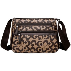 Middle-aged women's bag mother bag 2025 new women's fashion shoulder bag crossbody backpack purse soft leather bag 
Middle-aged women's bag mother bag 2025 new women's fashion shoulder bag crossbody backpack purse soft leather bag