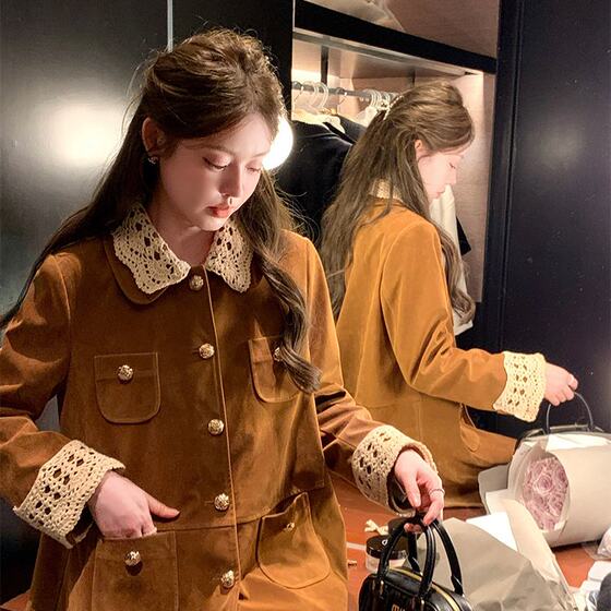 Retro lapel mid-length suede/velvet jacket work clothes trench coat for women Maillard wear
Retro lapel mid-length suede/velvet jacket work clothes trench coat for women Maillard wear