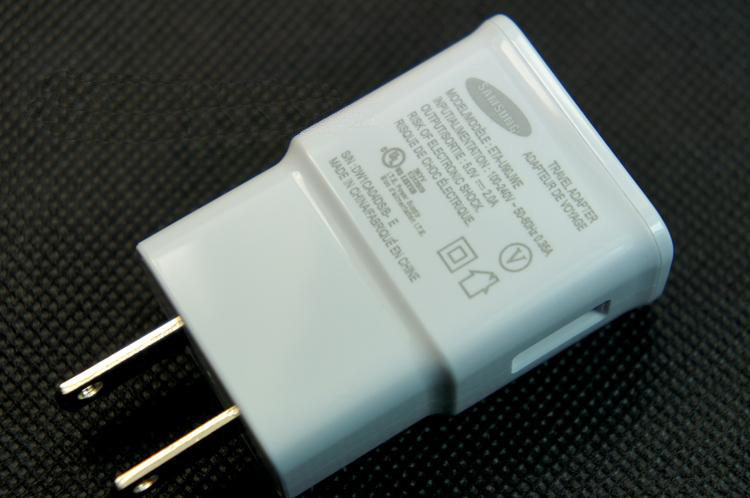 iphone6s充电原装正品_三星原装充电器_三星s8非原装充电器充电很慢