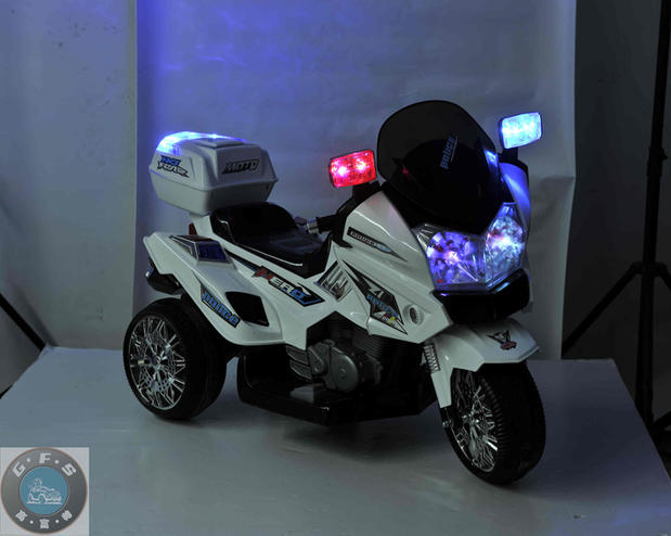 宝马电动摩托车儿童电动车三轮车孩子童车可坐玩具车双驱大号警车
