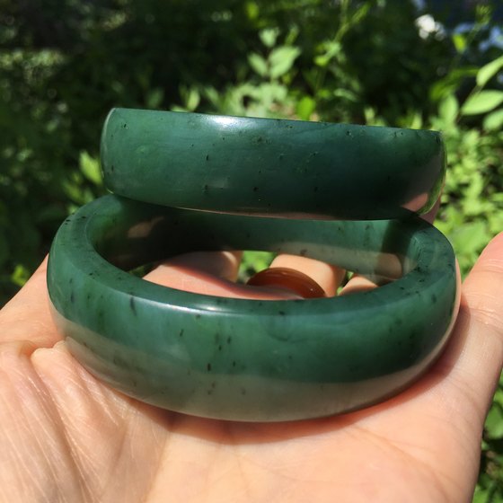 Confucian Jade Dao Xinjiang Hetian Jade Jade Mini-Strip Blues Floating Green Flower Flat-mouth Bracelet
Confucian Jade Dao Xinjiang Hetian Jade Jade Mini-Strip Blues Floating Green Flower Flat-mouth Bracelet
