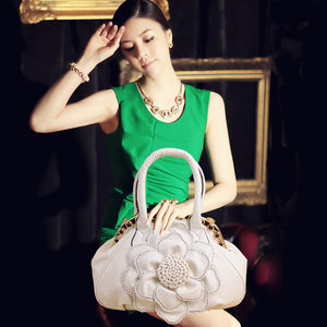 Diamond Flower Bag Women's Bag 2025 Winter New Style European and American Women's Bag Trendy Women's Shoulder Bag Handheld Crossbody Bag 
Diamond Flower Bag Women's Bag 2025 Winter New Style European and American Women's Bag Trendy Women's Shoulder Bag Handheld Crossbody Bag