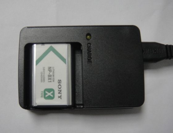 Sony HX300 HX400 H400 GWP88E CX240E PJ240E Camera Charger NP-BX1
Sony HX300 HX400 H400 GWP88E CX240E PJ240E Camera Charger NP-BX1