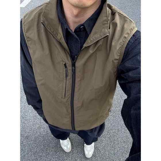 2025 autumn outdoor functional style loose three-proof standing collar vest men's quick-drying vest windproof waterproof mountaineering jacket
2025 autumn outdoor functional style loose three-proof standing collar vest men's quick-drying vest windproof waterproof mountaineering jacket
