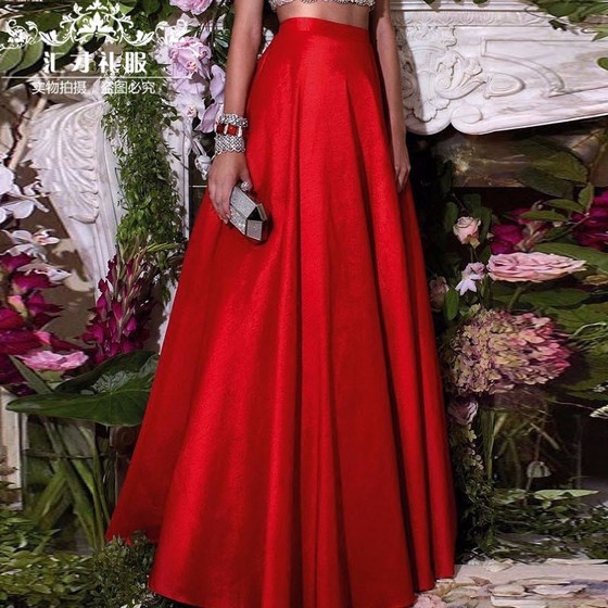 Boiled skirt long skirt, umbrella skirt, red slim lady temperament skirt
Boiled skirt long skirt, umbrella skirt, red slim lady temperament skirt