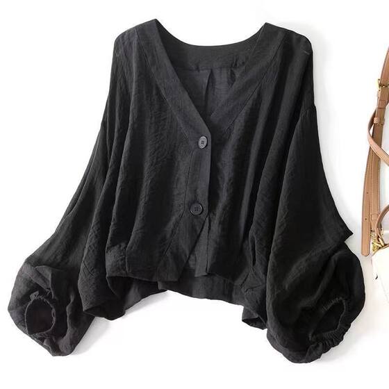2025 summer loose and thin short jacket for women with micro-transparent meat sunscreen shirt casual age-reducing long-sleeved shirt for women
2025 summer loose and thin short jacket for women with micro-transparent meat sunscreen shirt casual age-reducing long-sleeved shirt for women