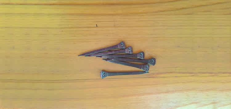 Гвозди для подков 进口蹄钉赛马瑞士原装进口速度赛马专业蹄钉250颗八尺龙马具