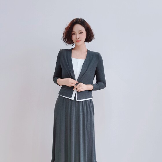 C198 Spring and Autumn Korean simple casual style long-sleeved cardigan suspender skirt suit three-piece set C198 Spring and Autumn Korean simple casual style long-sleeved cardigan suspender skirt suit three-piece set