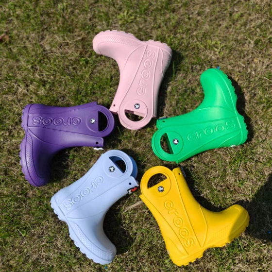 Cross mid-tube children's hole shoes rain boots for women spring, summer and autumn waterproof shoes for students internet celebrity short tube rain boots rain boots
Cross mid-tube children's hole shoes rain boots for women spring, summer and autumn waterproof shoes for students internet celebrity short tube rain boots rain boots
