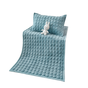 Class A antibacterial milk velvet student dormitory mattress single bed 90x190 mat dormitory dormitory special mattress quilt 120 
Class A antibacterial milk velvet student dormitory mattress single bed 90x190 mat dormitory dormitory special mattress quilt 120