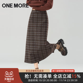 onemore autumn and winter plaid skirt 
onemore autumn and winter plaid skirt