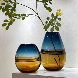 High-End Light Luxury Gradient Glass Vase Decoration, Modern Minimalist Living Room Flower Arrangement, Dining Table Creative and High-End Aesthetic High-End Light Luxury Gradient Glass Vase Decoration, Modern Minimalist Living Room Flower Arrangement, Dining Table Creative and High-End Aesthetic