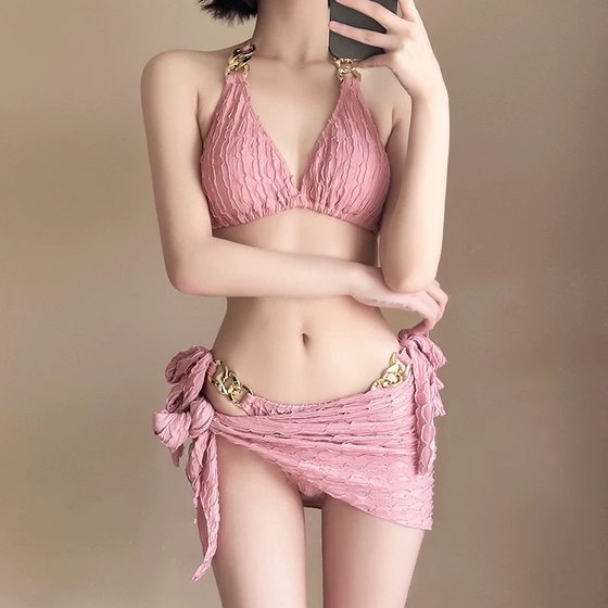 European and American style swimsuit women sexy Bikini bikini wrap skirt three -piece small chest vacation hot spring swimsuit
European and American style swimsuit women sexy Bikini bikini wrap skirt three -piece small chest vacation hot spring swimsuit