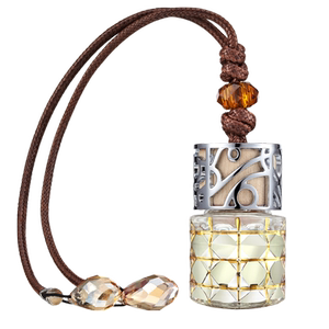 Dizun Platinum Car Perfume Pendant Long-lasting Light Fragrance Car Aromatherapy Interior Hanging Pendant Essential Oil 
Dizun Platinum Car Perfume Pendant Long-lasting Light Fragrance Car Aromatherapy Interior Hanging Pendant Essential Oil
