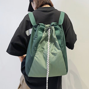 Lightweight sports backpack for women drawstrings and pockets for women, multi-purpose hand-held crossbody bag travel backpack for men student schoolbag 
Lightweight sports backpack for women drawstrings and pockets for women, multi-purpose hand-held crossbody bag travel backpack for men student schoolbag