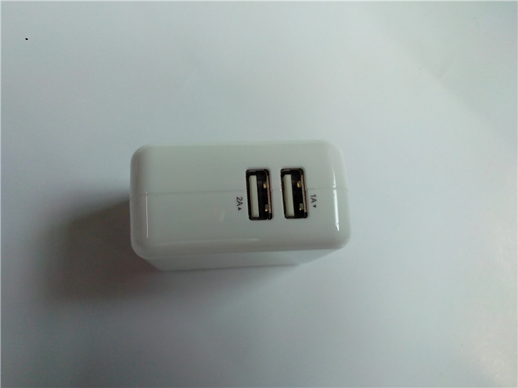 万能充电手机_智能手机万能充电器_万能充给手机充电