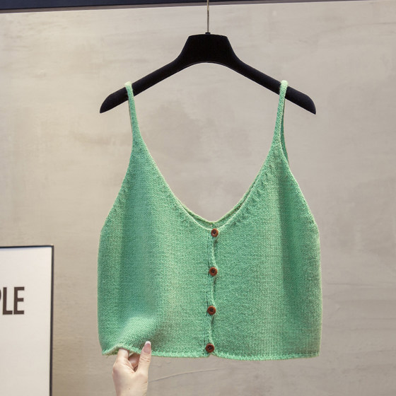 Two-sided v-neck cardigan knitted vest vest vest women 2025 autumn and winter new horse clip layered sweater vest trendy
Two-sided v-neck cardigan knitted vest vest vest women 2025 autumn and winter new horse clip layered sweater vest trendy