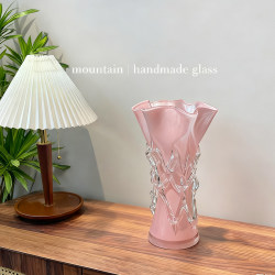 Pink Lace Vase, Handmade Cabbage Vase, Home Goodies, Living Room Decorations, Bedroom Decorations, Desktop Simple Vase Pink Lace Vase, Handmade Cabbage Vase, Home Goodies, Living Room Decorations, Bedroom Decorations, Desktop Simple Vase