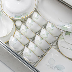Dish Set for Home Use 2025 High-Quality Jingdezhen Chinese-Style Ceramic Bowls and Plates Tableware Bowlware Housewarming Gift Dish Set for Home Use 2025 High-Quality Jingdezhen Chinese-Style Ceramic Bowls and Plates Tableware Bowlware Housewarming Gift