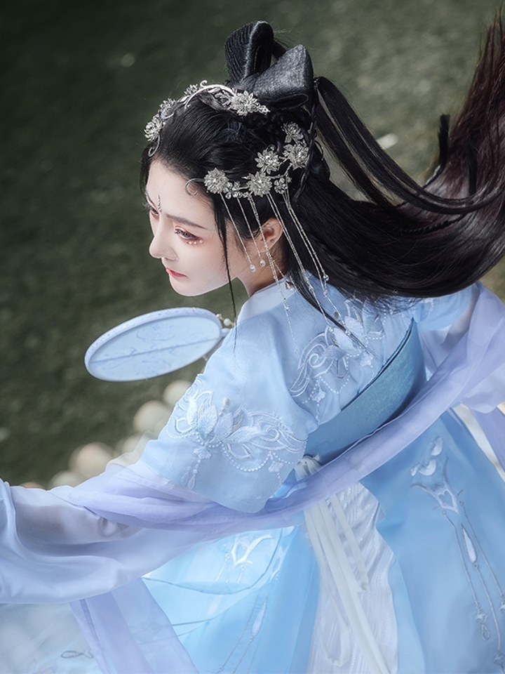 如梦霓裳 剑网刺绣齐胸襦裙汉服 如梦霓裳 剑网刺绣齐胸襦裙汉服