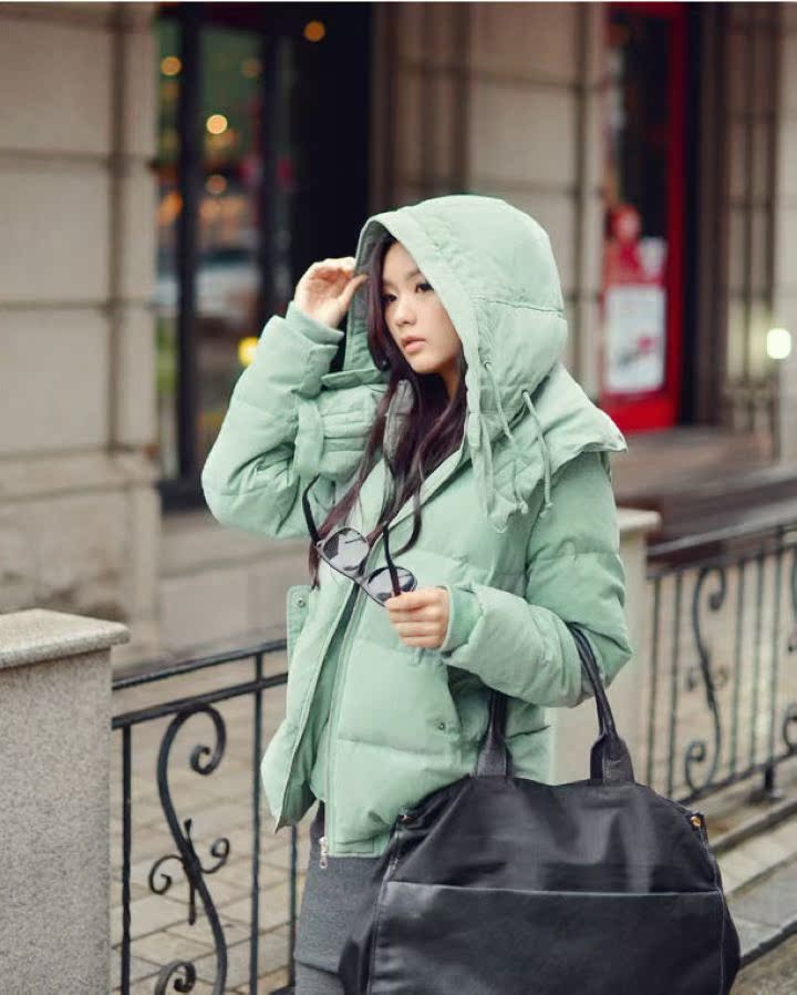 Женский пуховик ZARA Женский пуховик ZARA