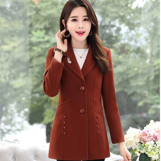 2025 autumn and winter new wool coat, small slim fit and slim wool coat, versatile mother's women's fashion
2025 autumn and winter new wool coat, small slim fit and slim wool coat, versatile mother's women's fashion