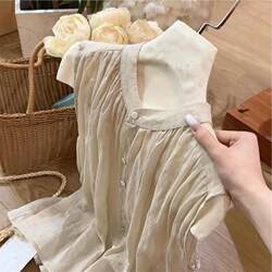 Highly recommended! Relaxed beige linen sleeveless shirt for women 2025 new design pleated casual vest Highly recommended! Relaxed beige linen sleeveless shirt for women 2025 new design pleated casual vest