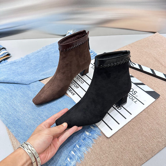 2025 autumn and winter new suede square toe thick heel short boots for women's boots British style thin boots fashion boots trendy boots for women
2025 autumn and winter new suede square toe thick heel short boots for women's boots British style thin boots fashion boots trendy boots for women