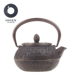Japan-made Shengrongtang southern iron kettle original small iron teapot imported from the original cast iron urgently needs free shipping Chi Yong Japan-made Shengrongtang southern iron kettle original small iron teapot imported from the original cast iron urgently needs free shipping Chi Yong
