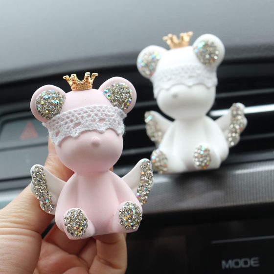 Creative car supplies car perfume diamond-encrusted violent bear air outlet car interior decoration wing bear aromatherapy 
Creative car supplies car perfume diamond-encrusted violent bear air outlet car interior decoration wing bear aromatherapy