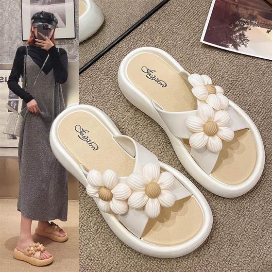 Flower sandals design niche fashion ladies wear fashionable slippers fairy style beach flip flops princess style
Flower sandals design niche fashion ladies wear fashionable slippers fairy style beach flip flops princess style