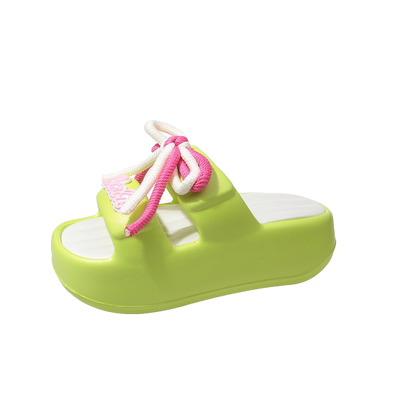 Sponge cake thick-soled high heels women's style summer wear fashionable straps color-blocking indoor home non-slip sandals
Sponge cake thick-soled high heels women's style summer wear fashionable straps color-blocking indoor home non-slip sandals
