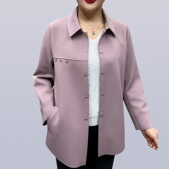 Autumn thin top Middle-aged mother fashionable short jacket casual lapel women loose solid color air cotton trench coat
Autumn thin top Middle-aged mother fashionable short jacket casual lapel women loose solid color air cotton trench coat