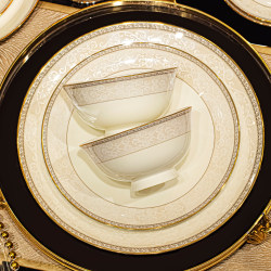 2025 Bowl and Plate Set for Home Use, High-End Luxury Ceramic Bone China Tableware Set, Bowls and Plates, Housewarming Gift 2025 Bowl and Plate Set for Home Use, High-End Luxury Ceramic Bone China Tableware Set, Bowls and Plates, Housewarming Gift