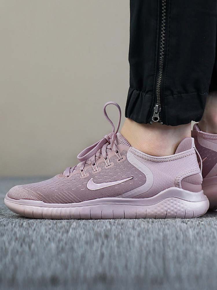 Nike耐克赤足透气网面轻便跑步鞋 Nike耐克赤足透气网面轻便跑步鞋