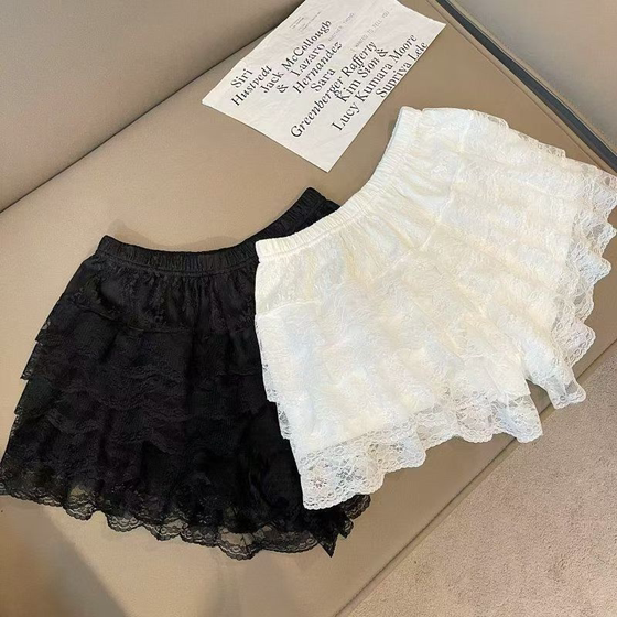 White lace safety pants for women summer thin anti-exposure jk pumpkin leggings skirt loose can be worn outside shorts hollow
White lace safety pants for women summer thin anti-exposure jk pumpkin leggings skirt loose can be worn outside shorts hollow