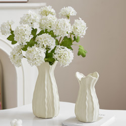 French Retro Minimalist Ceramic Vase, Cream Style, Living Room Dining Table Water-Cultured Flower Arrangement Decorative Vase, High-End Feel French Retro Minimalist Ceramic Vase, Cream Style, Living Room Dining Table Water-Cultured Flower Arrangement Decorative Vase, High-End Feel