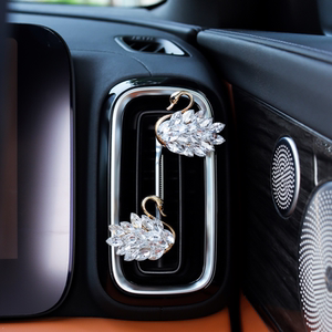 Swan car aromatherapy ornaments car air conditioning vent decoration supplies high-end long-lasting light fragrance for women 
Swan car aromatherapy ornaments car air conditioning vent decoration supplies high-end long-lasting light fragrance for women
