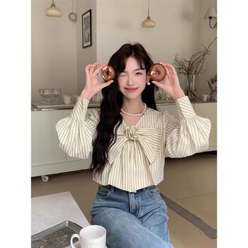 Creamy yellow striped bow long sleeve chiffon shirt for women early autumn new J sunscreen shirt design Z design niche
 Creamy yellow striped bow long sleeve chiffon shirt for women early autumn new J sunscreen shirt design Z design niche