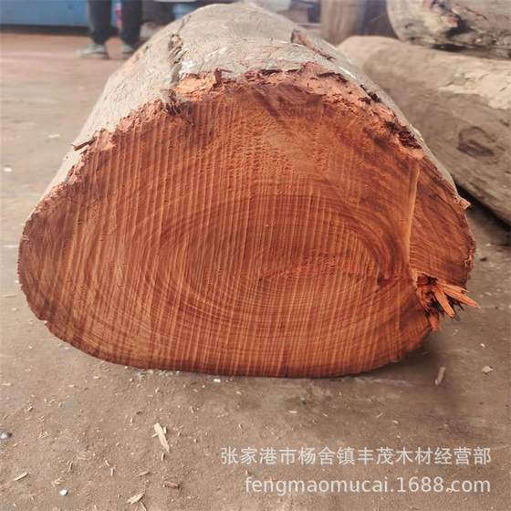 Mozambique small leaf red sandalwood logs, large leaf red sandalwood square furniture, tables and chairs, handicrafts, large amounts of materials
Mozambique small leaf red sandalwood logs, large leaf red sandalwood square furniture, tables and chairs, handicrafts, large amounts of materials