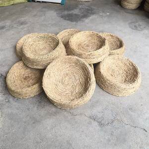 Anti-turning straw nest, pigeon nest, rutin chicken laying pigeon gear, pigeon supplies, racing pigeon, homing pigeon nest basin, straw pigeon nest, grass nest 
Anti-turning straw nest, pigeon nest, rutin chicken laying pigeon gear, pigeon supplies, racing pigeon, homing pigeon nest basin, straw pigeon nest, grass nest