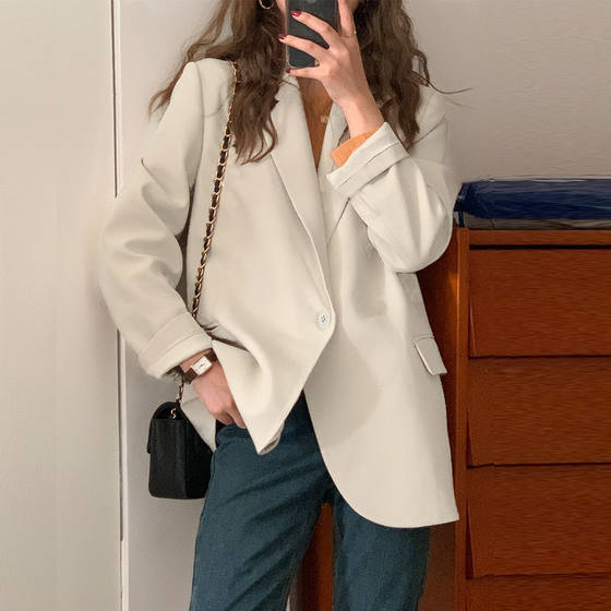 Black small suit outer set female 2022 spring and autumn British style casual temperament, fashion professional Mi Baixi clothing Fried Street
Black small suit outer set female 2022 spring and autumn British style casual temperament, fashion professional Mi Baixi clothing Fried Street