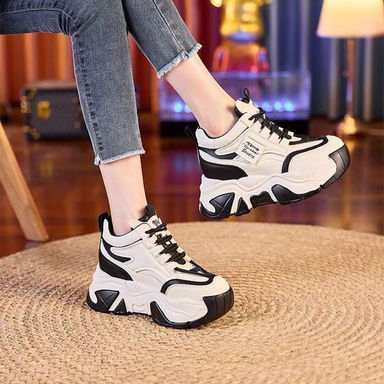 New autumn and winter women's shoes casual and fashionable Martin boots thick sole plush rubber fashion boots mother cotton boots sports
New autumn and winter women's shoes casual and fashionable Martin boots thick sole plush rubber fashion boots mother cotton boots sports