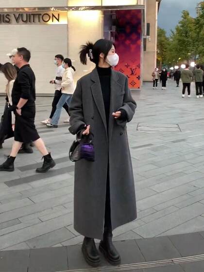 Double-sided cashmere coat 2025 new women's winter mid-length high-end double-breasted loose silhouette woolen jacket
Double-sided cashmere coat 2025 new women's winter mid-length high-end double-breasted loose silhouette woolen jacket