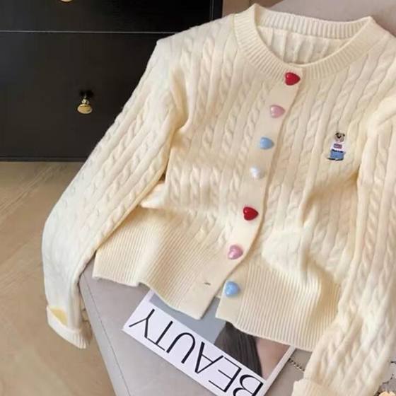 Popular wasteland style love color buckle knitted cardigan for women's autumn and winter new fashionable versatile sweater jacket 2025 top
Popular wasteland style love color buckle knitted cardigan for women's autumn and winter new fashionable versatile sweater jacket 2025 top
