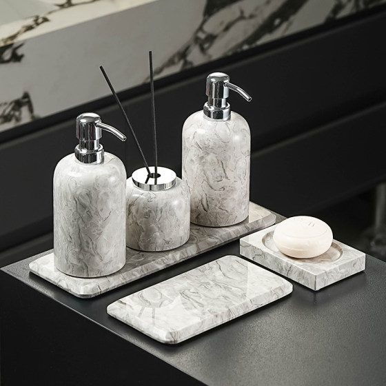 Light luxury style marble bathroom high-value aromatherapy soap box bathroom hand soap bottle storage supplies toiletry set 
Light luxury style marble bathroom high-value aromatherapy soap box bathroom hand soap bottle storage supplies toiletry set