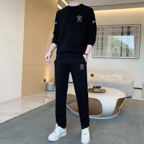 High-end casual sweatshirt suit men's sportswear 2025 spring and autumn new style plush fashion simple two-piece set
High-end casual sweatshirt suit men's sportswear 2025 spring and autumn new style plush fashion simple two-piece set