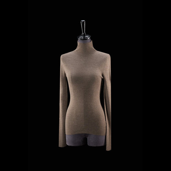 New solid color turtleneck long-sleeved cardigan inside and outside the door unique and super good-looking inner wear slim fit short women's clothing
New solid color turtleneck long-sleeved cardigan inside and outside the door unique and super good-looking inner wear slim fit short women's clothing